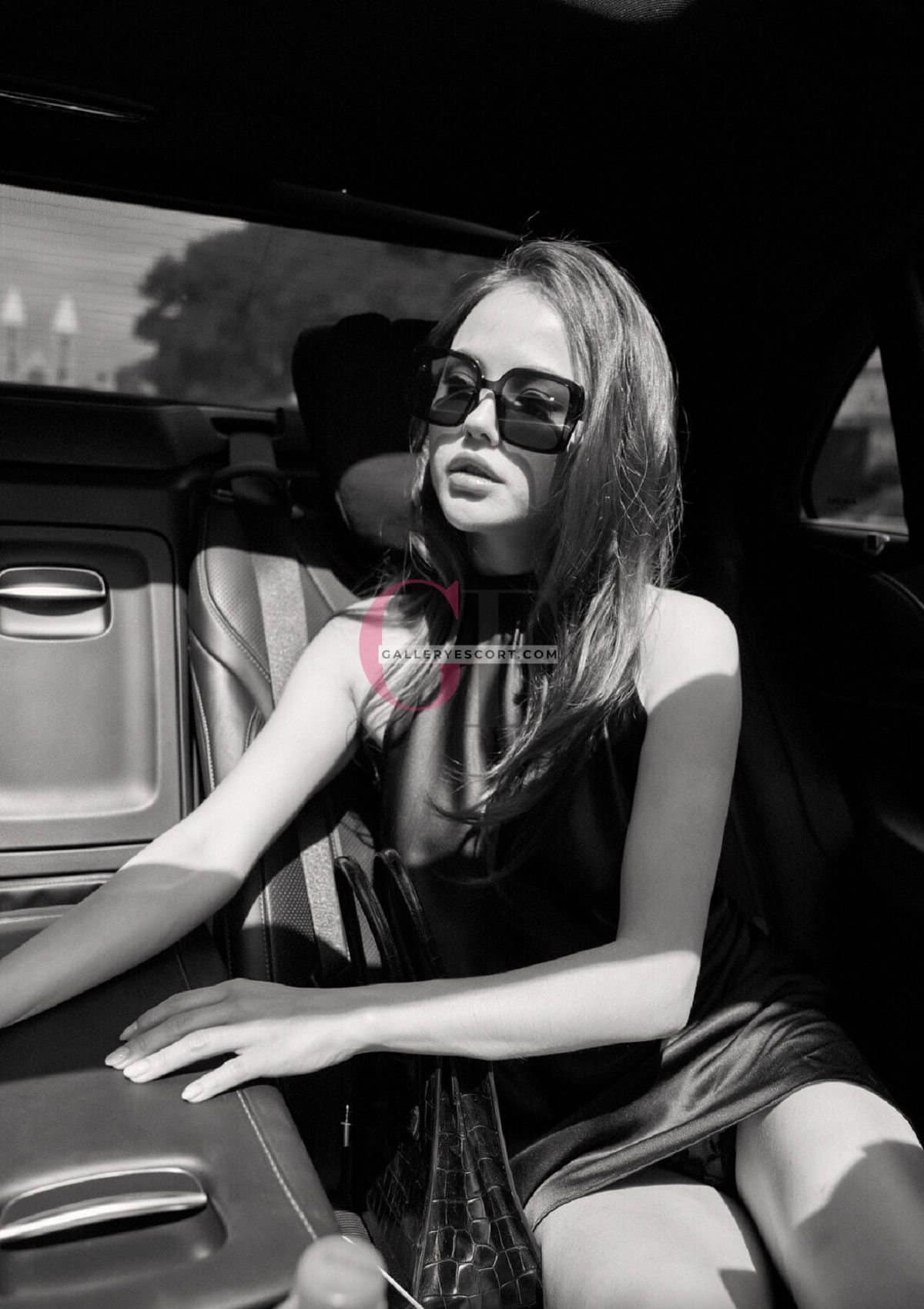 Jullieta Escort in Athens (1)